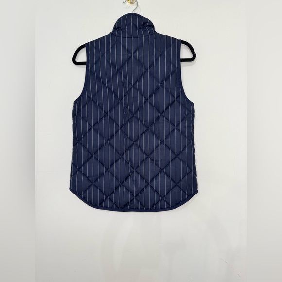J.Crew Woman’s Excursion Quilted Fall Warm Puffer Vest Pin Stripe Navy Blue XS - Picture 3 of 8